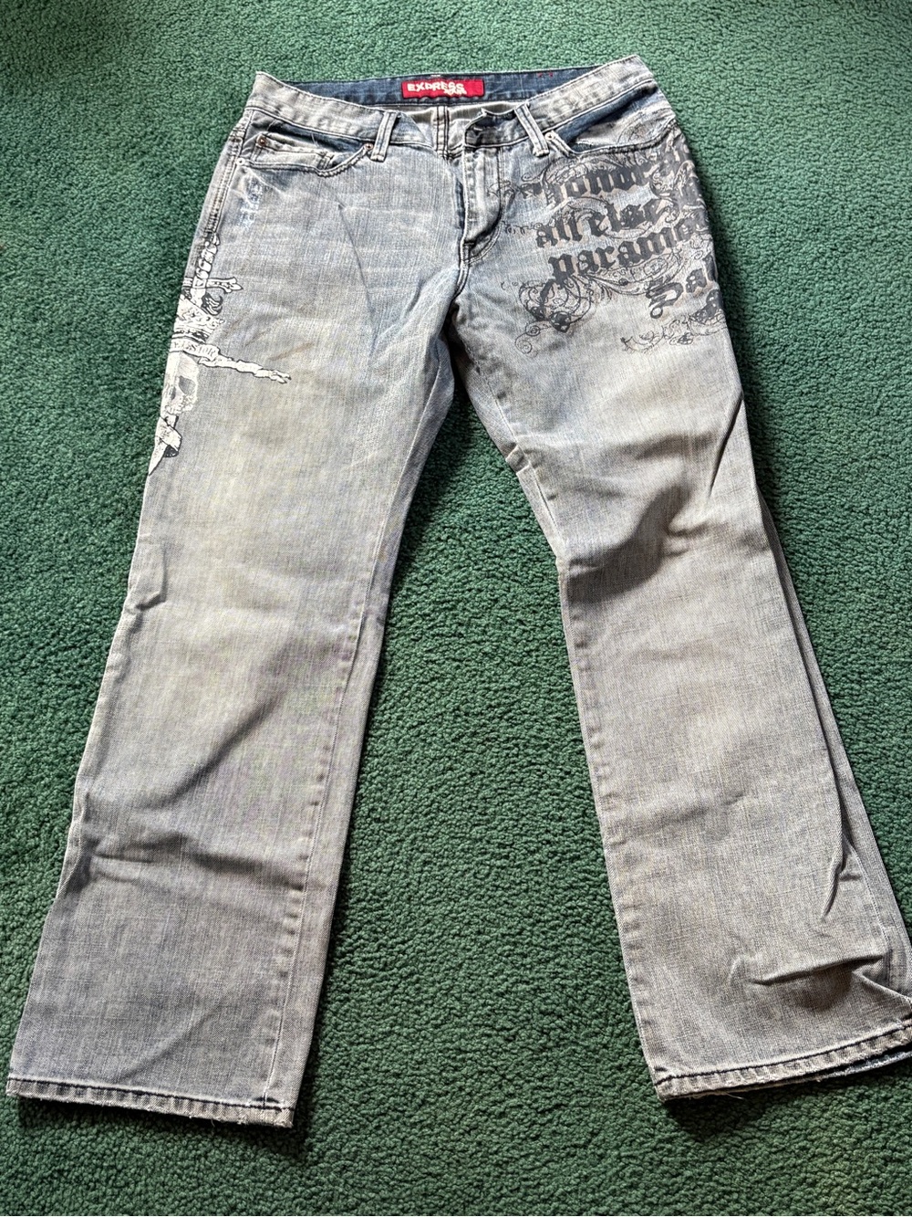 Men’s Light Blue Bootcut Express Kingston Jeans with Graphic Details 33x30